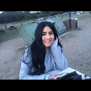 Meet your Posher, Gabriela